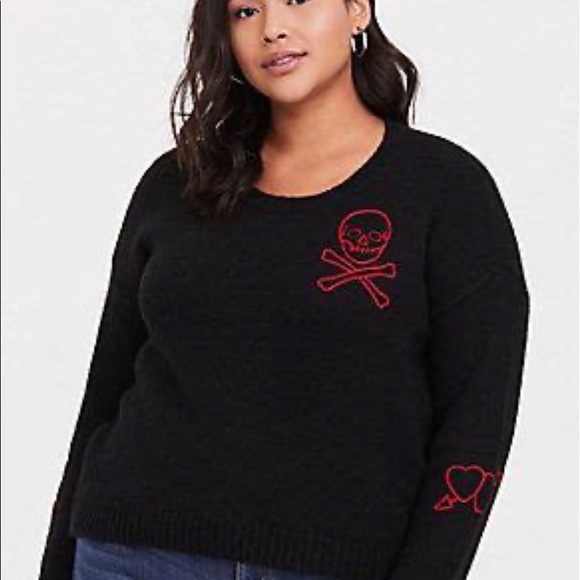 Torrid Black Knit SkullCrossbones Crop Sweater Torrid Black Knit SkullCrossbones Crop Sweater